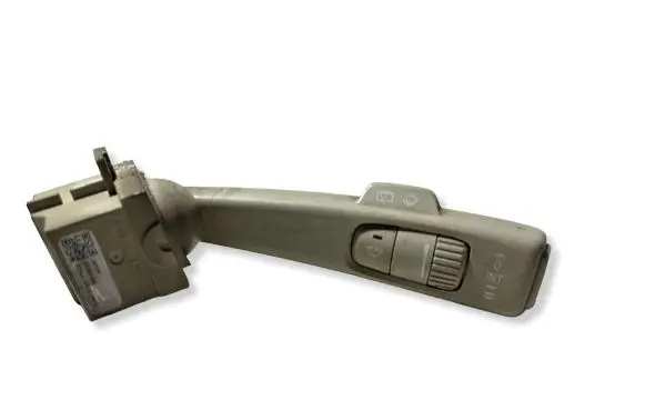 Volvo XC70 Wiper control stalk 31264356
