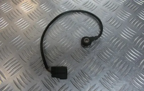 Ford Focus Detonation knock sensor 98MF-12A699-AB