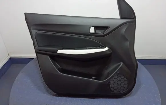 Suzuki Swift III Door card panel trim set 