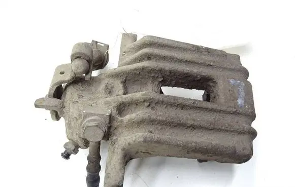 Volkswagen Polo IV 9N3 Rear brake caliper