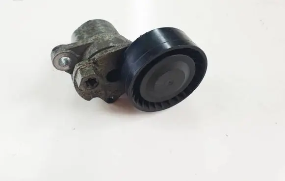 Audi A3 8Y Generator/alternator belt tensioner 04e145299l