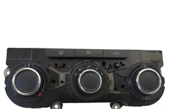 Skoda Yeti (5L) Climate control unit 3T0820047R K0075HB00975240