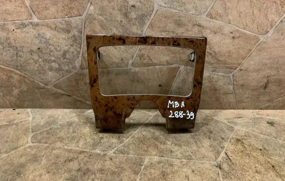 Mercedes-Benz CLS C218 X218 Other center console (tunnel) element A2186809707