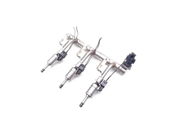 Ford C-MAX II Fuel injectors set 0261500128