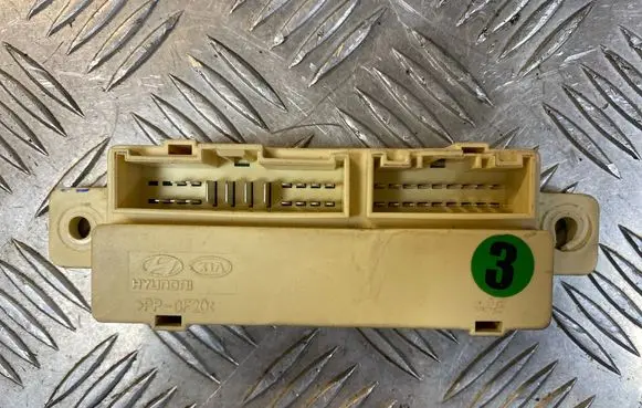 Hyundai i40 Door central lock control unit/module 919402H130 AK61137 11415N