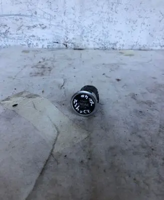 Volvo XC40 Engine start stop button switch 31433768