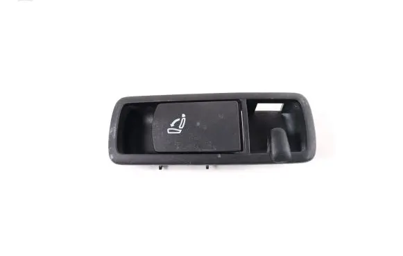 Volkswagen Golf VI Seat trim 8P7885694