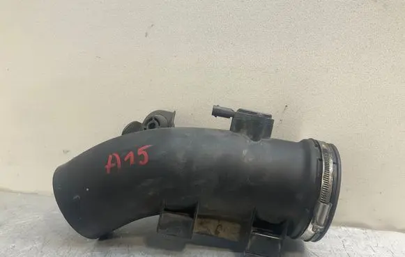 BMW X5 E70 Air intake duct part 1054695S02 1056367S01