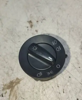 Volkswagen PASSAT B5.5 Light switch 1C0941531A C1AT0602