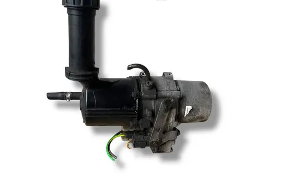 Peugeot 3008 I Power steering pump 9676734280