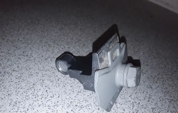 BMW 5 GT F07 Rear door upper hinge 7193144