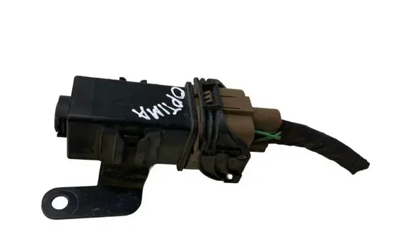 KIA Optima Glow plug pre-heat relay 368302A170