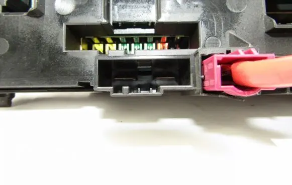BMW 5 F10 F11 Fuse module 925281501