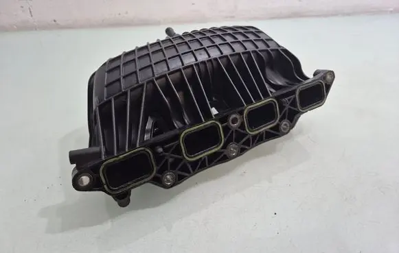 Volkswagen Golf V Intake manifold 03C129711Q