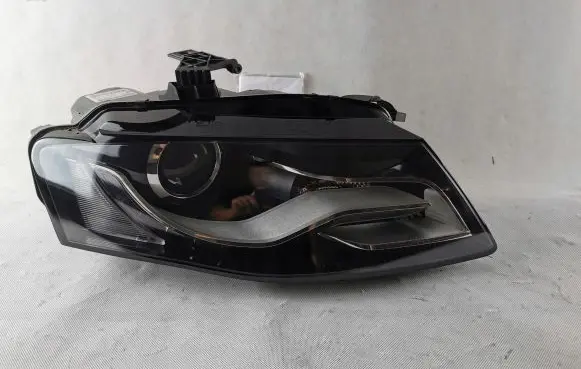 Audi A4 S4 B8 8K Headlight/headlamp 8K0941004G