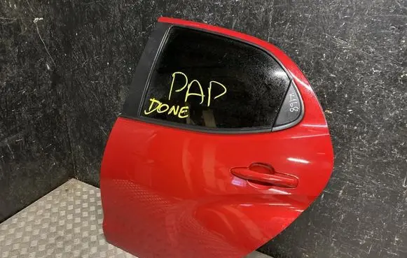 Toyota Yaris XP210 Rear door 