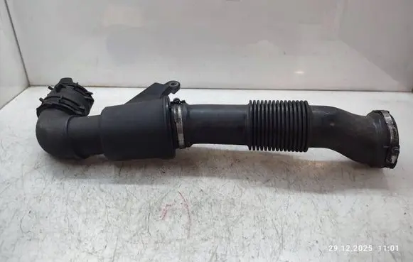 Jaguar XE Air intake duct part GX739C623CA