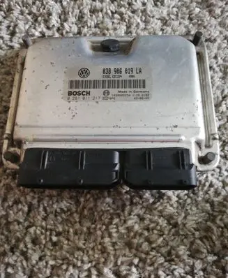 Seat Ibiza III (6L) Engine control unit/module 038906019la