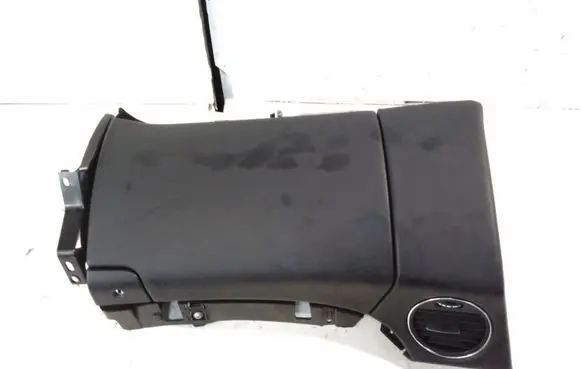 Mercedes-Benz CLS C219 Glove box