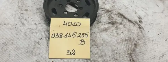 Volkswagen Caddy Power steering pump pulley 038145255B 06H145255E