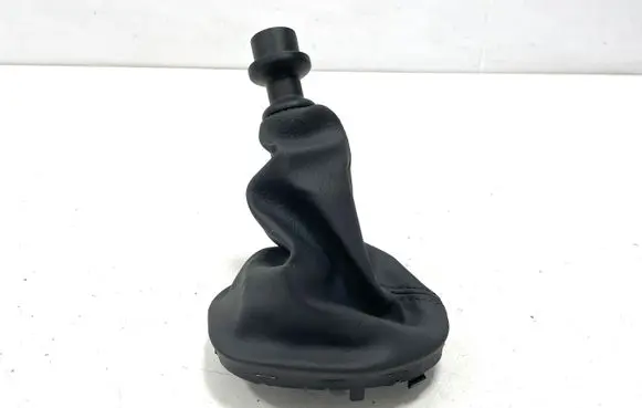 Dacia Duster Gear lever shifter trim leather/knob 969359780R