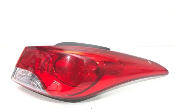 Hyundai Elantra Rear/tail lights