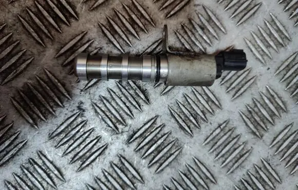 Nissan Juke I F15 Electromagnetic valve 237962295R