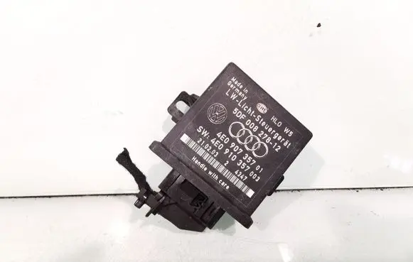 Audi A8 S8 D3 4E Light module LCM 4E090735701 4E0910357003