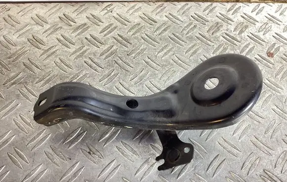 Radiator support slam panel bracket