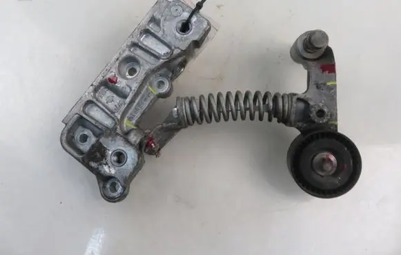 Mercedes-Benz CLA C117 X117 W117 Timing belt/chain tensioner A6512000570 A6512200607