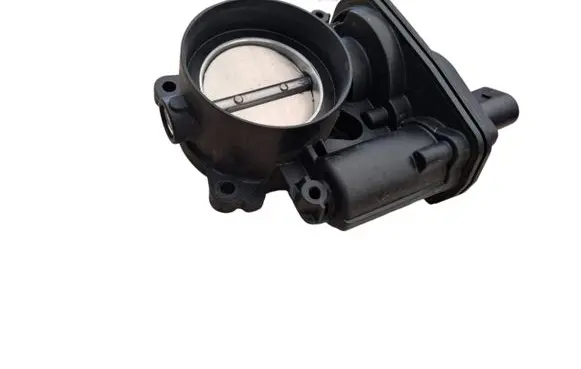 Volkswagen T-Roc Throttle valve 04E133062S