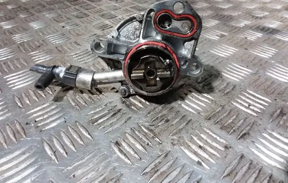 Citroen C5 Vacuum pump 9631971580