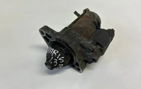 Toyota Yaris Starter motor