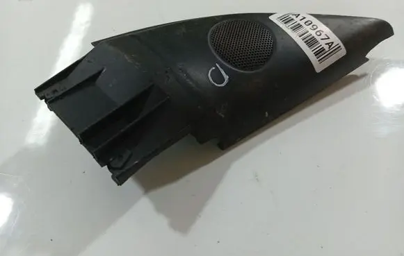 Volkswagen PASSAT B5 Front door speaker 3b0837986