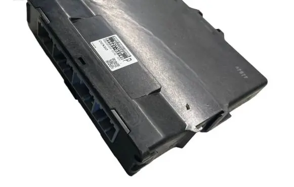 Toyota Auris E180 Other control units/modules 8998102140