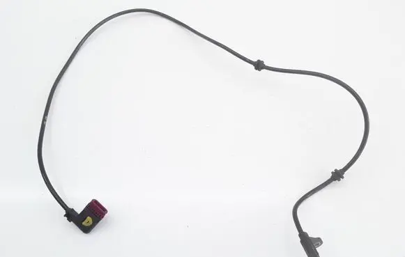 Mercedes-Benz C W204 ABS rear brake sensor A2045400317