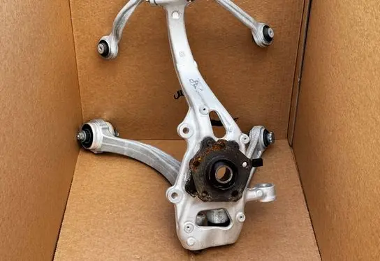 Audi Q5 SQ5 Front wheel hub 80A407560