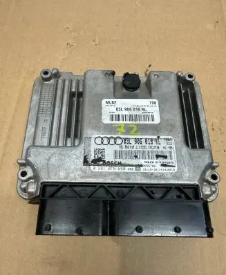 Audi A4 S4 B8 8K Engine control unit/module 03L906018KL 03L906018JL 018660