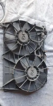Suzuki Grand Vitara II Radiator cooling fan shroud