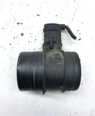 Volkswagen PASSAT B6 Mass air flow meter 074906461B 0281002461