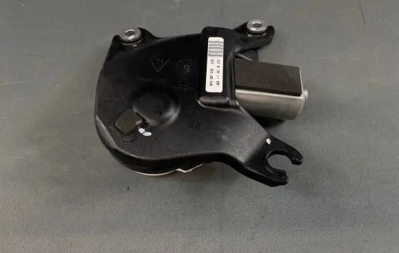 Porsche Panamera (971) Front door soft close latching motor 4F0837060A