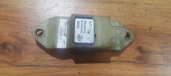 Alfa Romeo 166 Airbag deployment crash/impact sensor