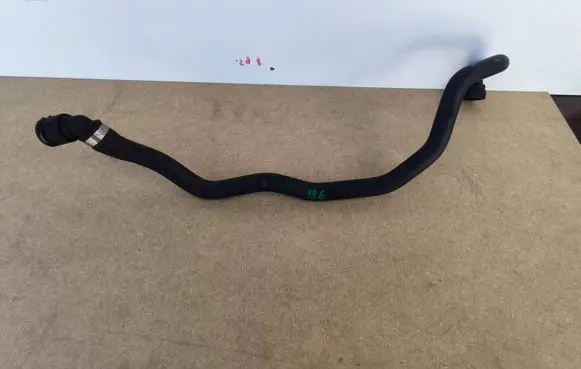 BMW 4 F36 Gran coupe Engine coolant pipe/hose 7812944 17127812944