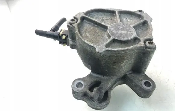 Volvo V50 Water pump