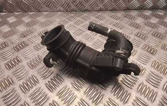 Suzuki Vitara (LY) Air intake duct part SLANG