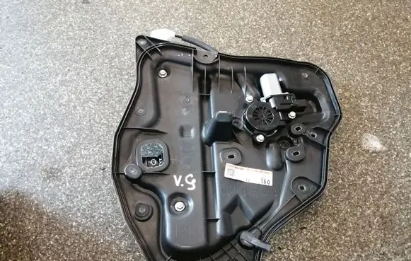 Mazda CX-3 Rear door window regulator with motor D09L7397X DA6R7397X