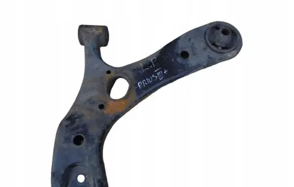 Toyota Prius+ (ZVW40) Front lower control arm/wishbone