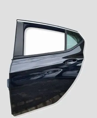 Opel Astra K Rear door