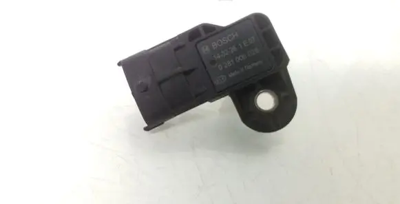 Opel Combo D Air pressure sensor 0281006028