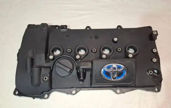 Toyota Auris E180 Rocker cam cover 8C1614 052